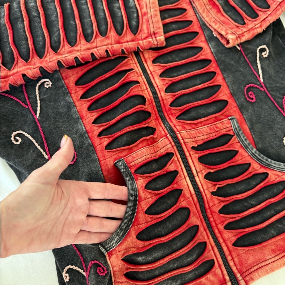 Rising International Black and Red Artistic Jacket - Picture 6 of 6